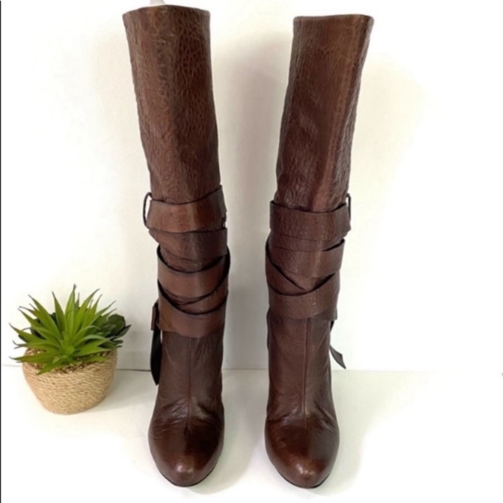 BCBGMAXAZRIA brown boots 9 - Picture 2 of 11